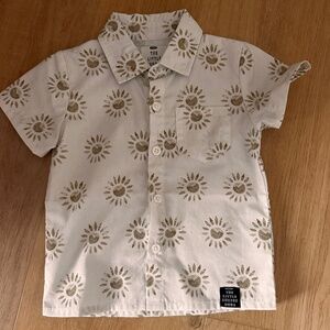 Little Surfer Dude Short Sleeve Button Down, 12M